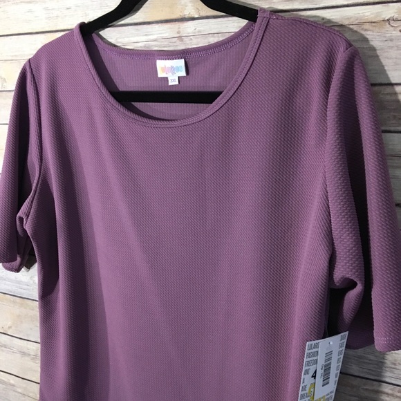 LuLaRoe Tops - LuLaRoe Gigi Top 3XL